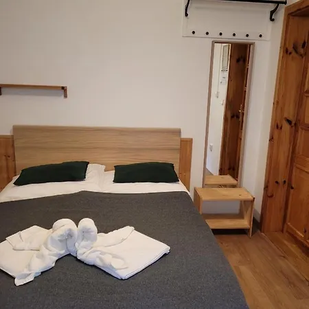 克罗佩克旅馆 招待所 Špania Dolina