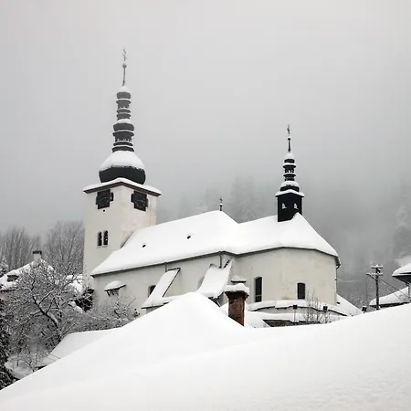 克罗佩克旅馆 * Špania Dolina